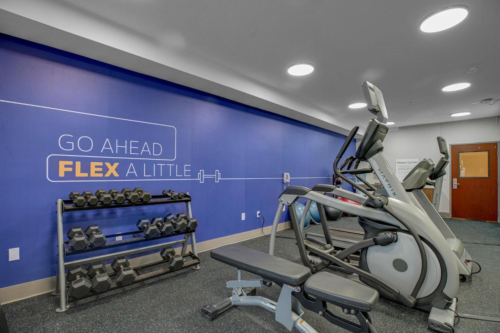 Hotel Express Hotel&suites - Jantzen Beach, An Ihg