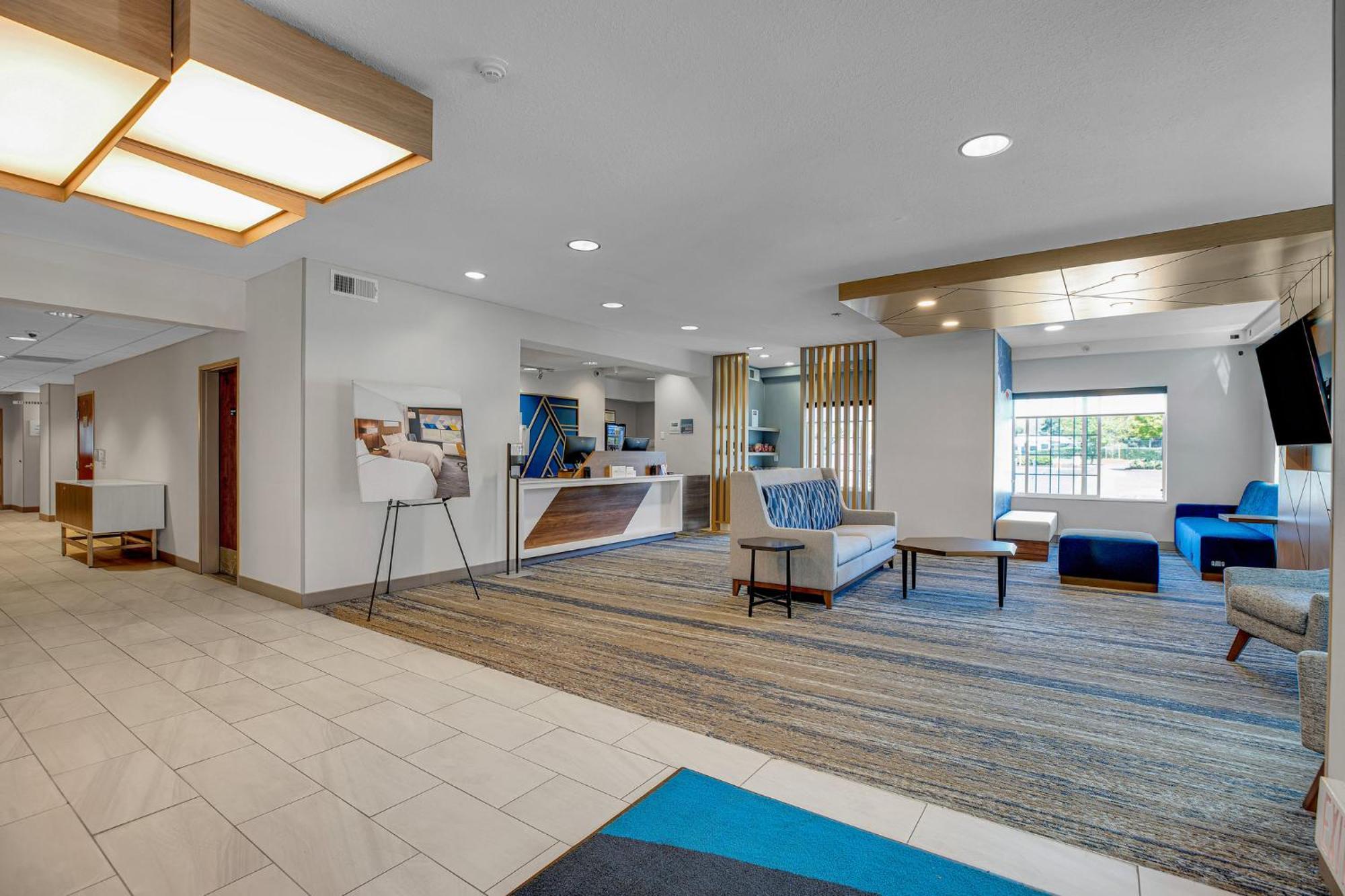 Express Hotel&suites - Jantzen Beach, An Ihg