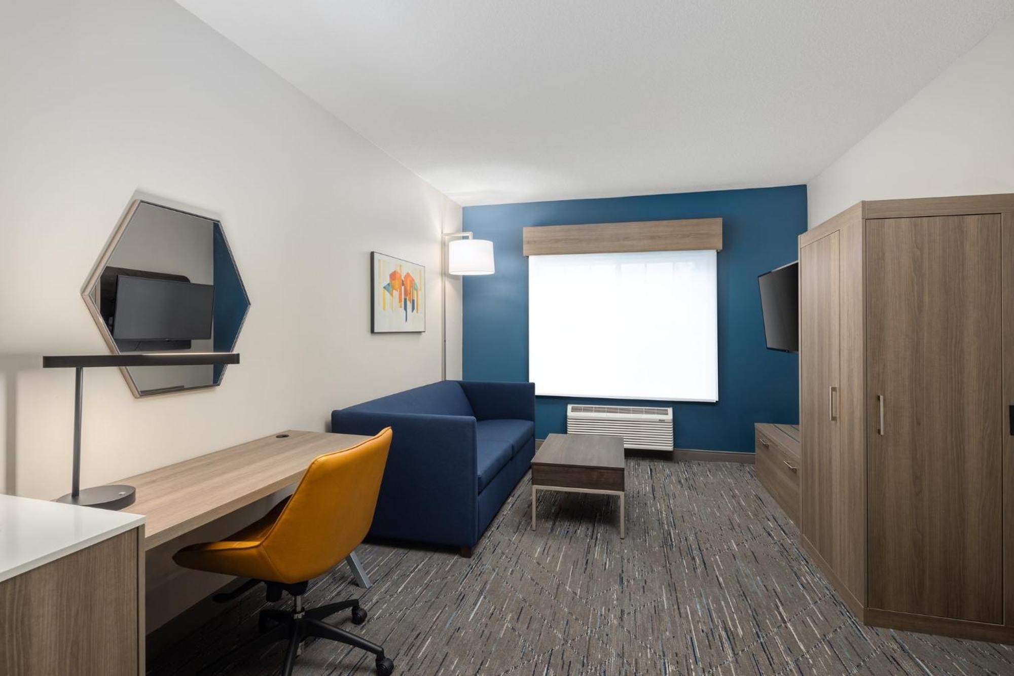 Hotel Express & - Jantzen By Ihg 3*