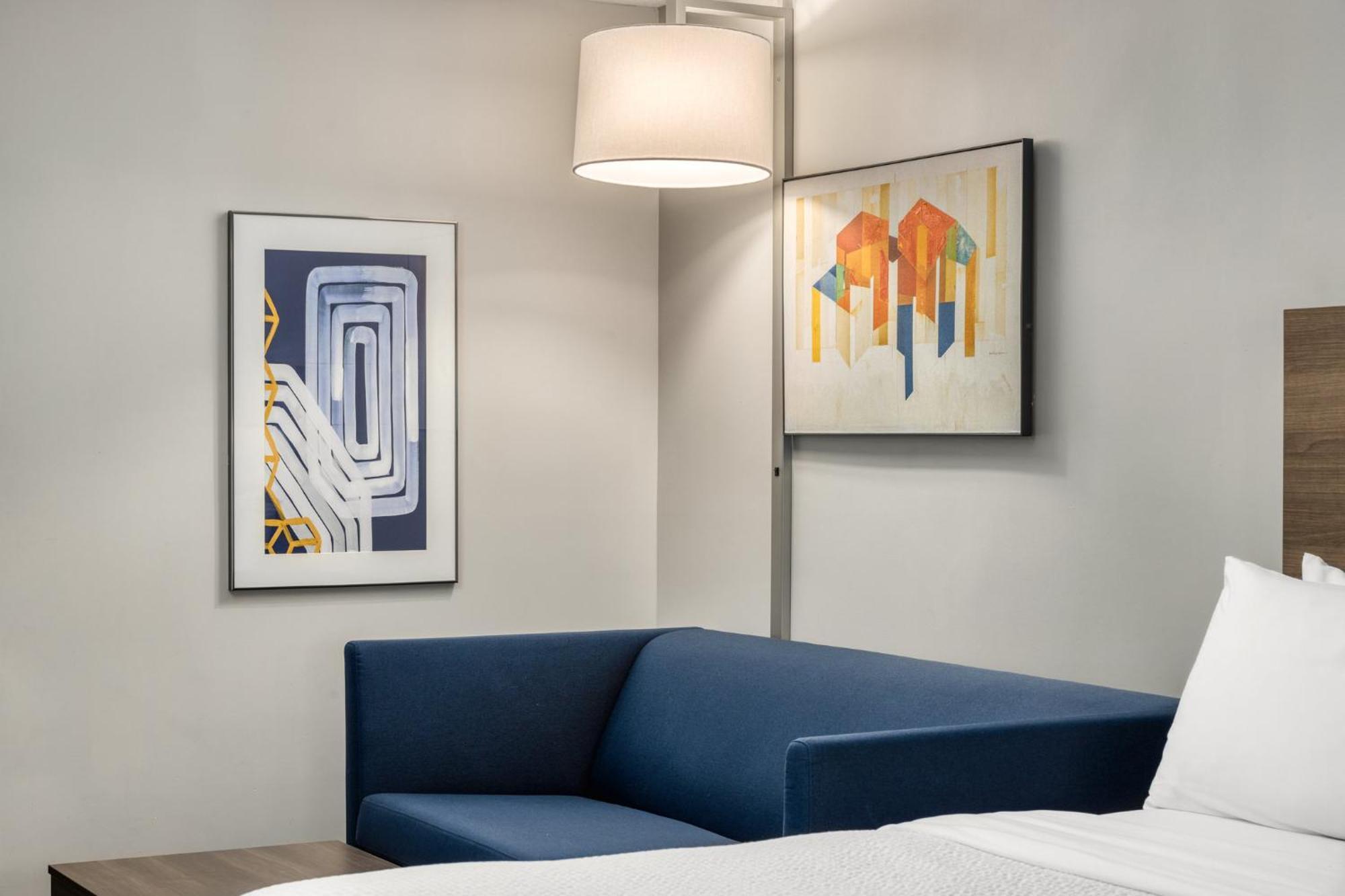 Hotel Express Hotel&suites - Jantzen Beach, An Ihg Portland