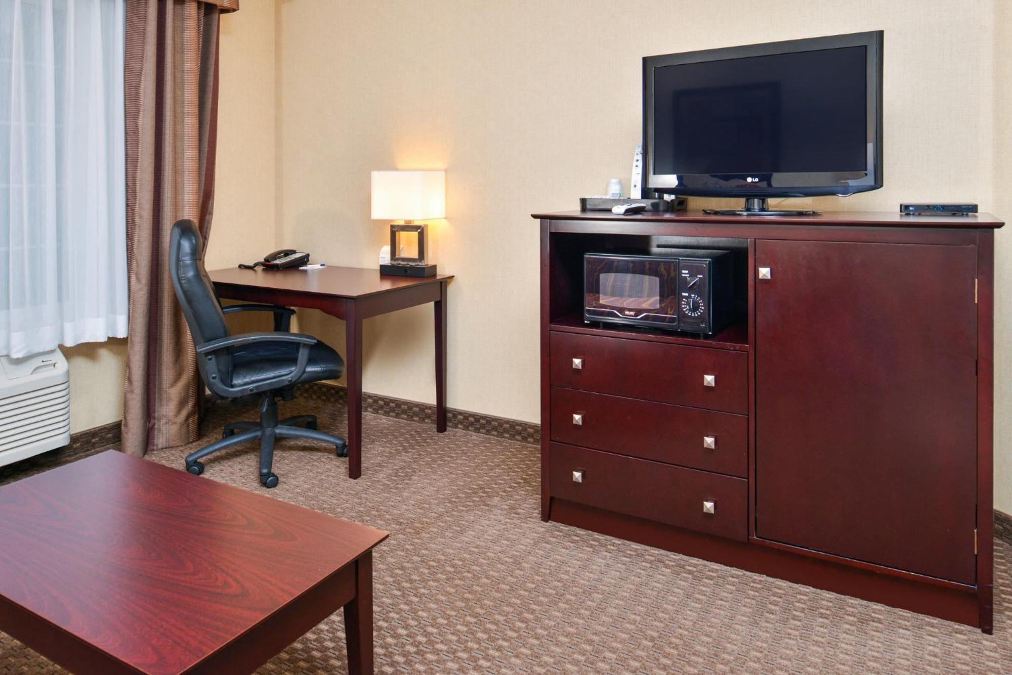 Hotel Express Hotel&suites - Jantzen Beach, An Ihg