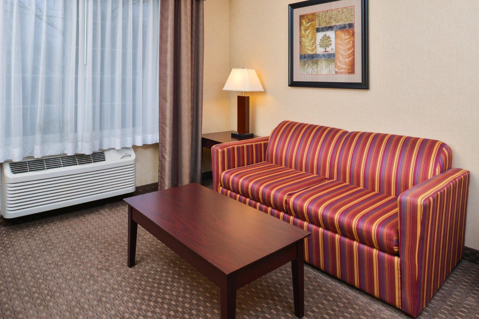 Hotel Express Hotel&suites - Jantzen Beach, An Ihg 3*
