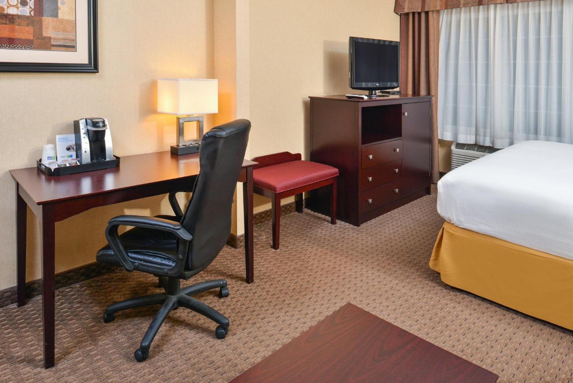 Express Hotel&suites - Jantzen Beach, An Ihg 3* Portland
